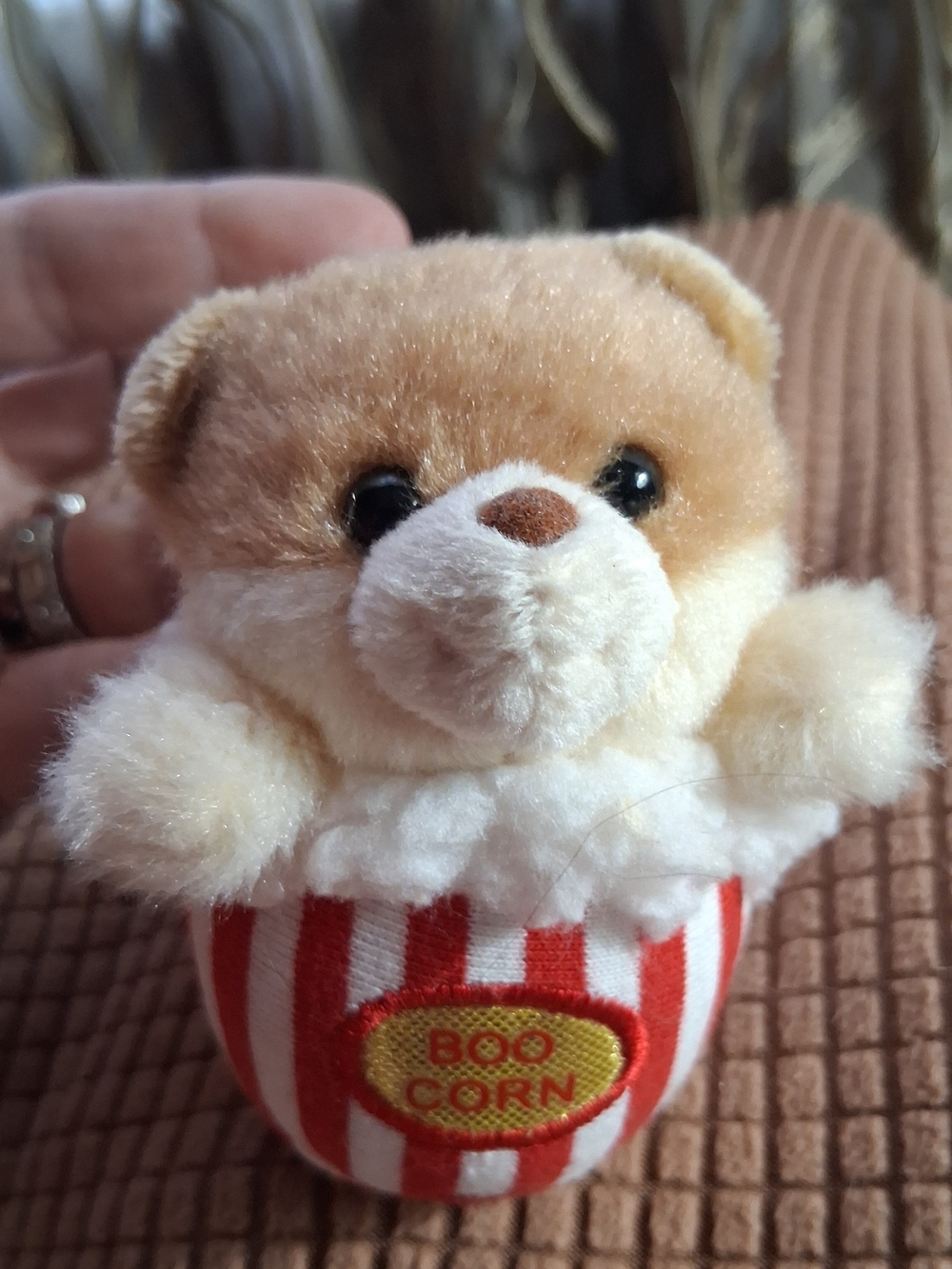 Gund Beige & Cream Popcorn Bear Plush With Lobster CLAW